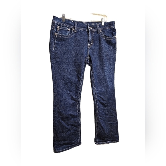 Miss Me Jeans easy embellished back pockets Size 31 - Picture 2 of 5